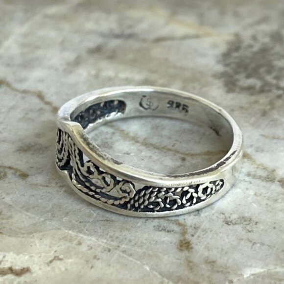 VTG Sterling Silver 925 Filigree V Shaped Chevron Band Wishbone Ring Size 5.75 - Picture 7 of 16